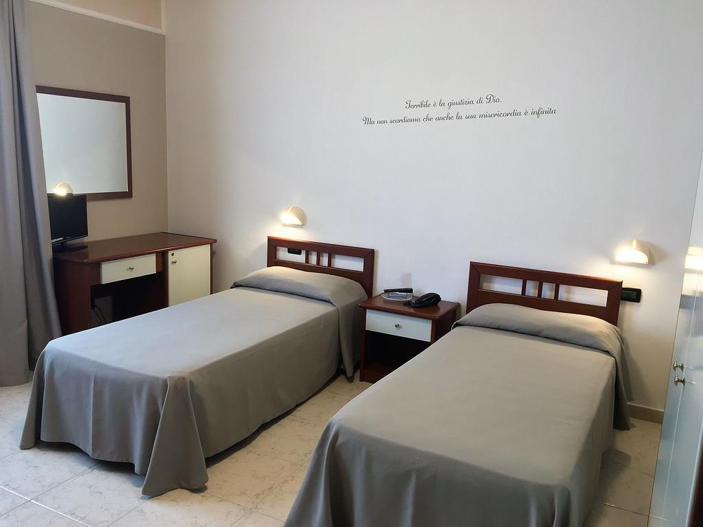 Hotel Euro San Giovanni Rotondo Buitenkant foto