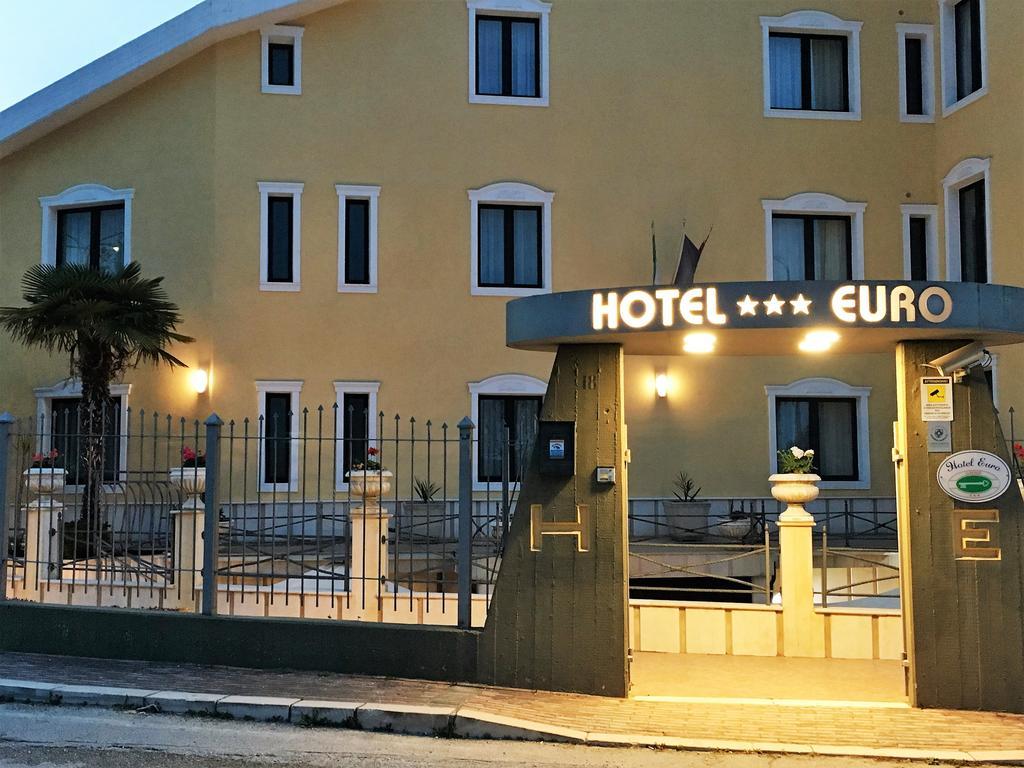 Hotel Euro San Giovanni Rotondo Buitenkant foto