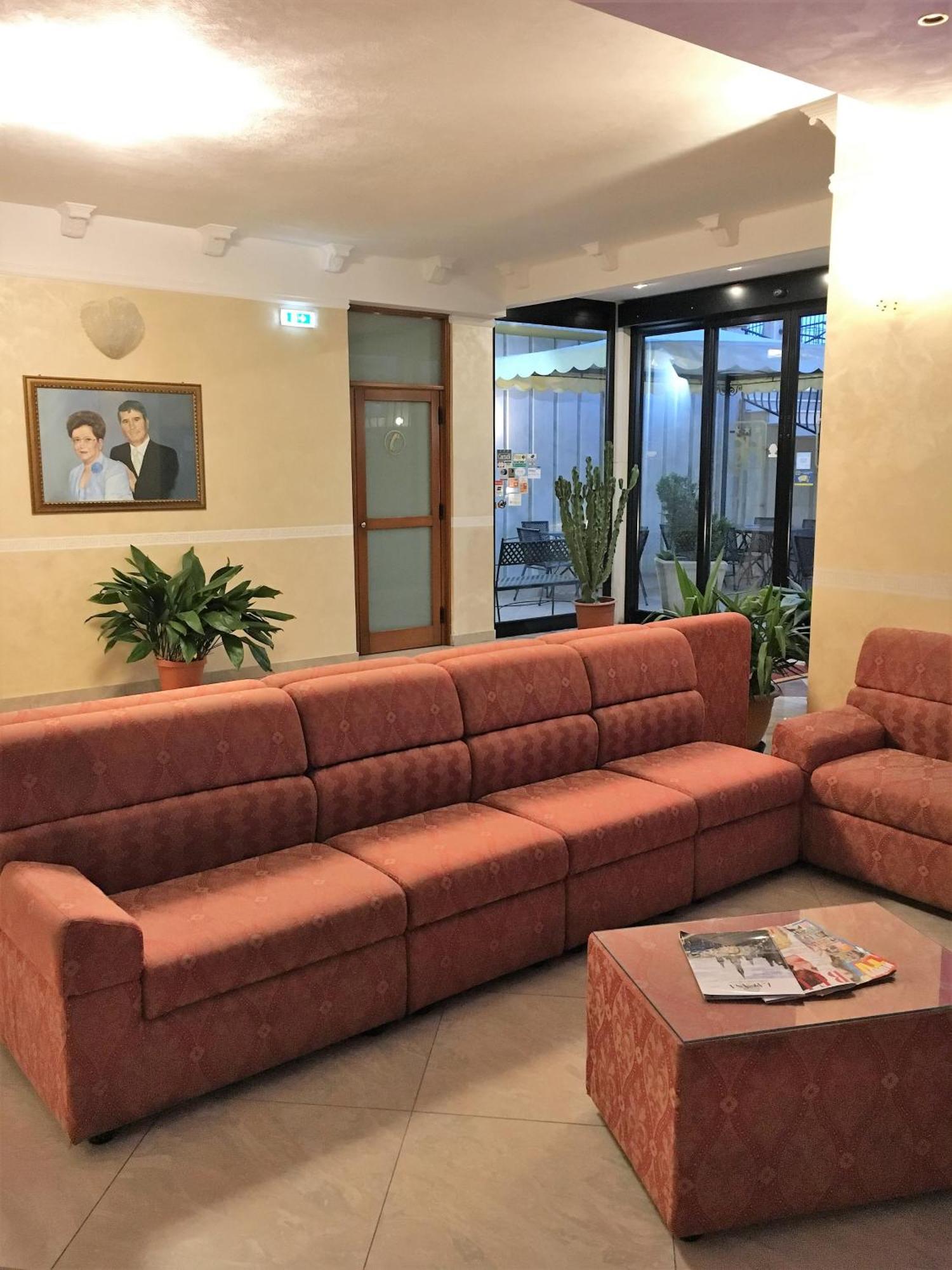Hotel Euro San Giovanni Rotondo Buitenkant foto